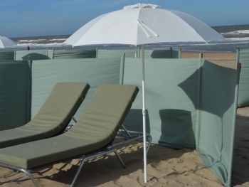 Strandparasols, windschermen, strandschermen, horecaparasols, kussens Beau-Fort